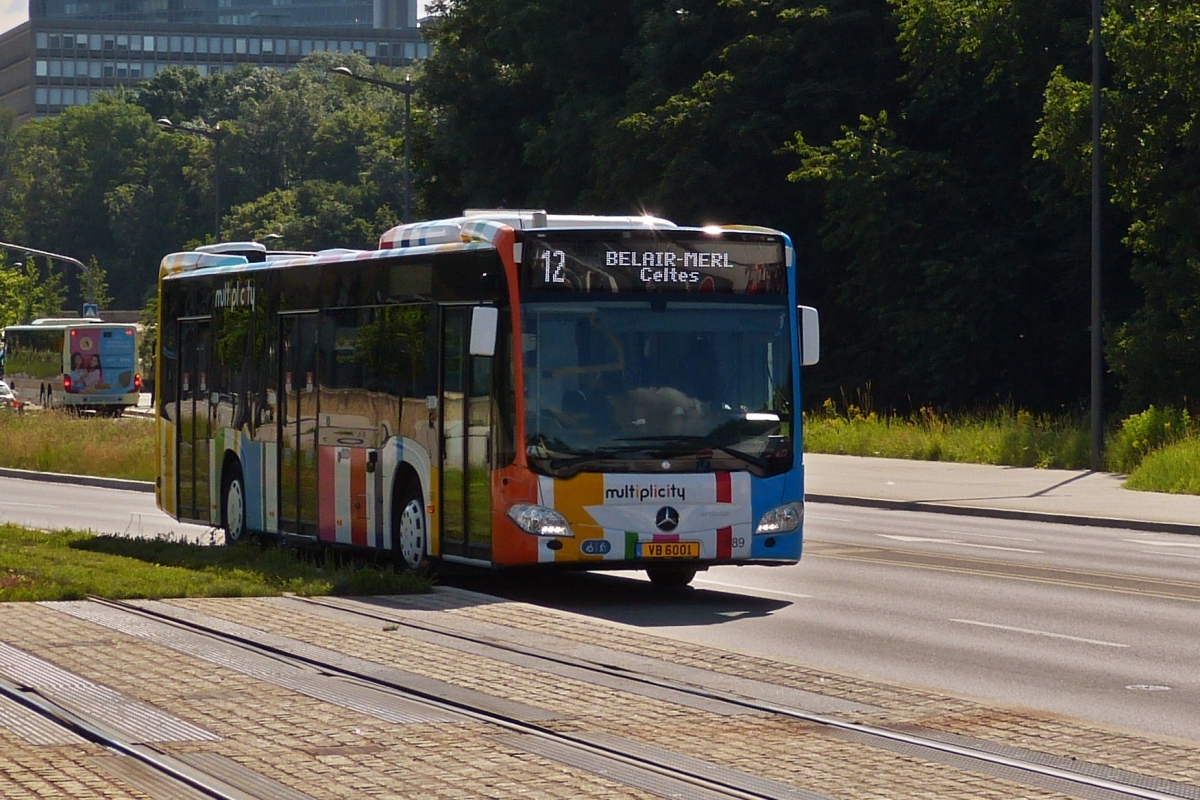 VB 6001, Mercedes Benz Citaro des VDL, in den Straßen der Stadt Luxemburg unterwegs. 07.07.2021
