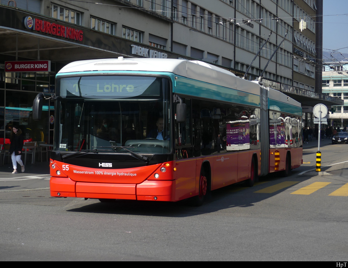 VB Biel - Hess Trolleybus Nr.55 unterwegs auf der Linie 1 in der Stadt Biel am 19.03.2022