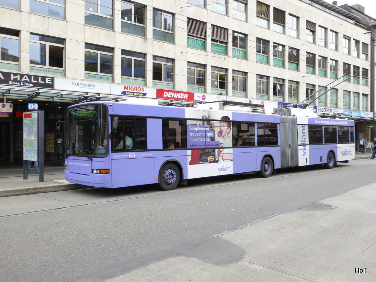 VB Biel - Trolleybus Nr.86 unterwegs auf der Linie 1 in der Stadt Biel am 19.06.2016