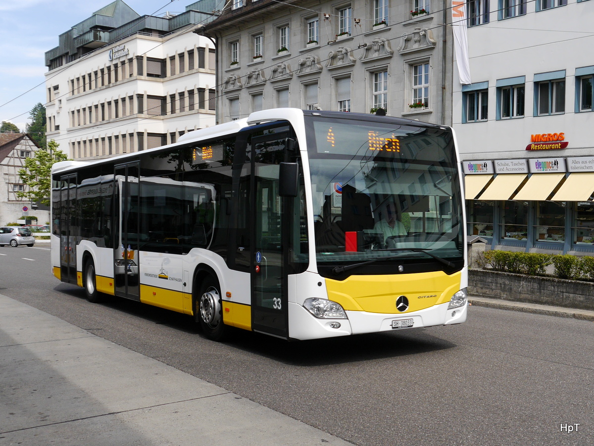 VB Schaffhausen - Mercedes Citaro Nr.33  SH 38033 unterwegs auf der Linie 4 in Schaffhausen beim Bahnhof am 12.07.2015