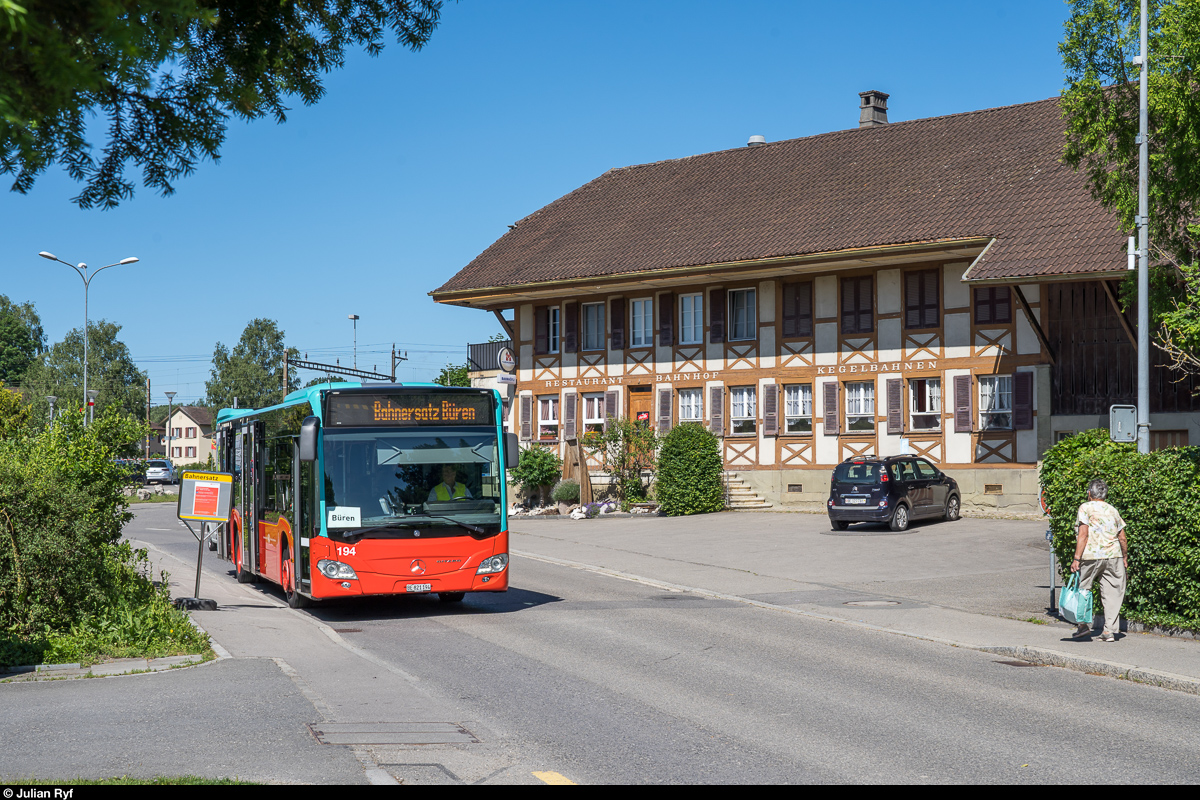 VB Wagen 194 als Bahnersatz Lyss - Büren an der Aare am 8. Juni 2019 in Busswil.