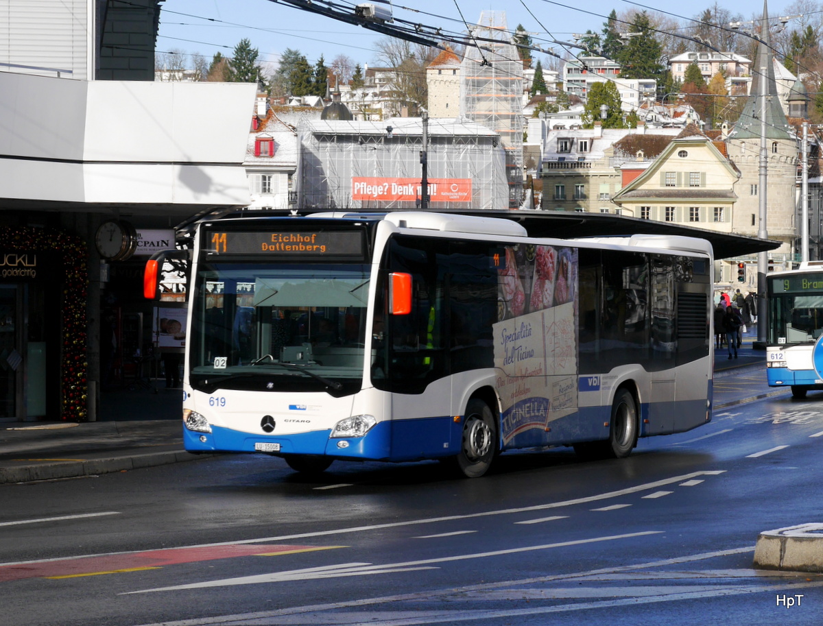VBL - Mercedes Citaro Nr.619  LU 15008 unterwegs auf der Linie 11 in Luzern am 09.12.2017