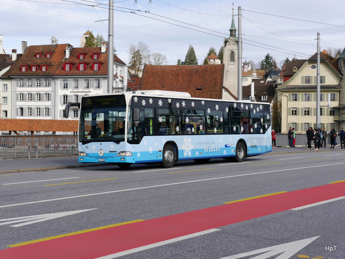 VBL - Mercedes Citaro  Nr.71  LU  15016 unterwegs auf der Linie 14 in Luzern am 28.03.2016
