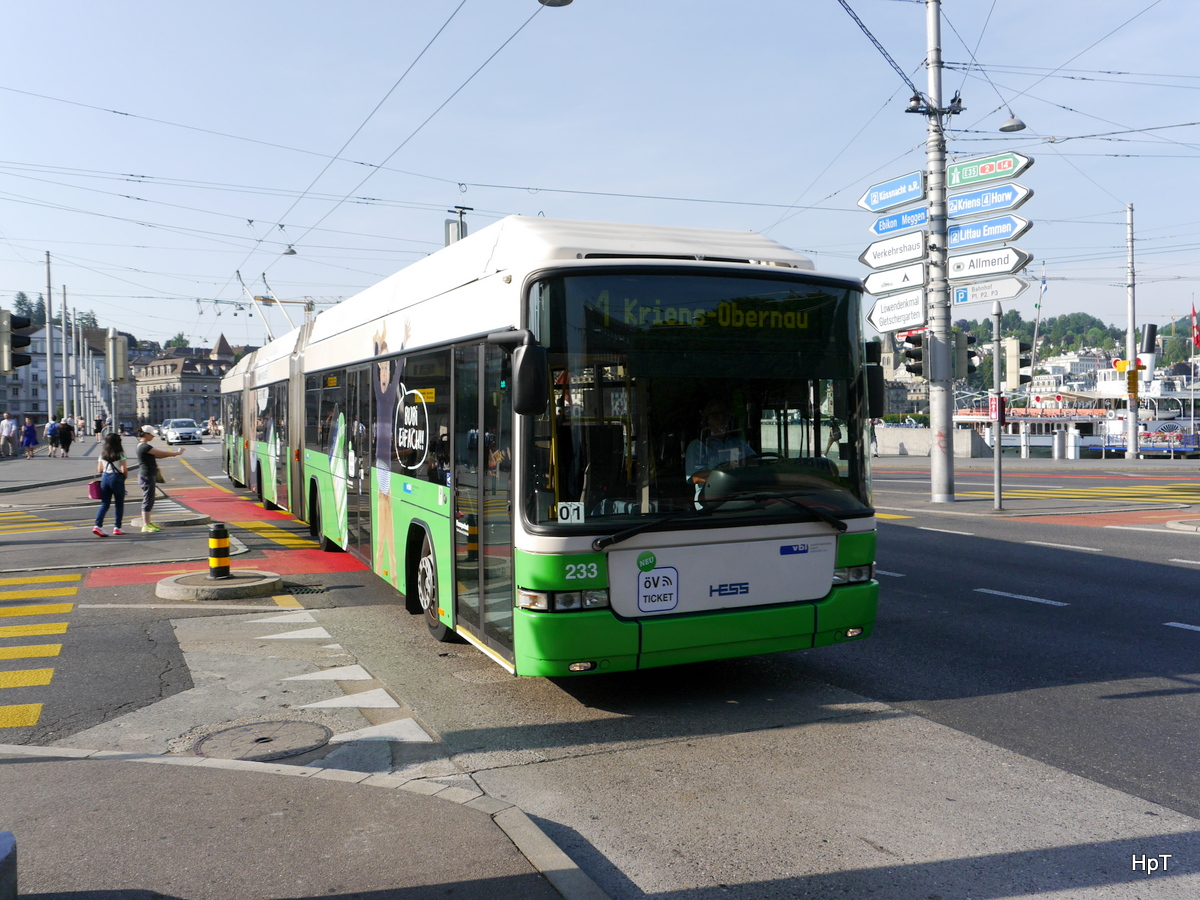 VBL - Trolleybus Nr.233 unterwegs auf der Linie 1 in der Stadt Luzern am 04.07.2015