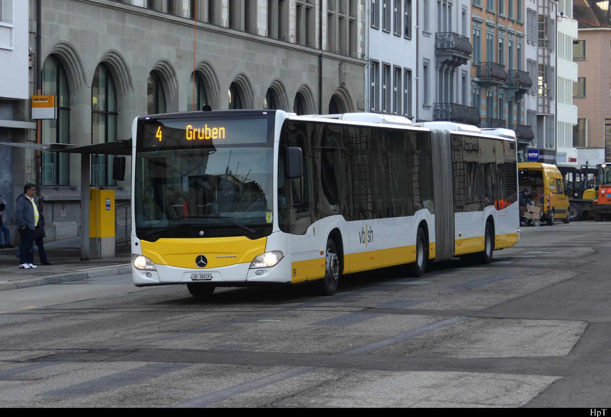 vb/sh - Mercedes Citaro Nr.19  SH 38019 unterwegs auf der Linie 4 in Schaffhausen am 05.02.2021