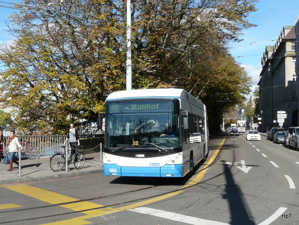 VBZ - Hess-Swisstrolley BGT-N2C Nr.155 unterwegs auf der Linie 46 in der Stadt Zrich am 17.10.2013