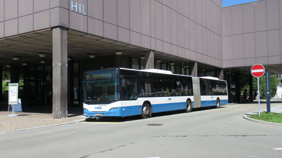 VBZ Nr. 544 Neoplan Centroliner am 4.9.2019 bei der ETH Hönggerberg. Die Linie 69 wird ca. 2024 auf Batterie-Trolley umgestellt.