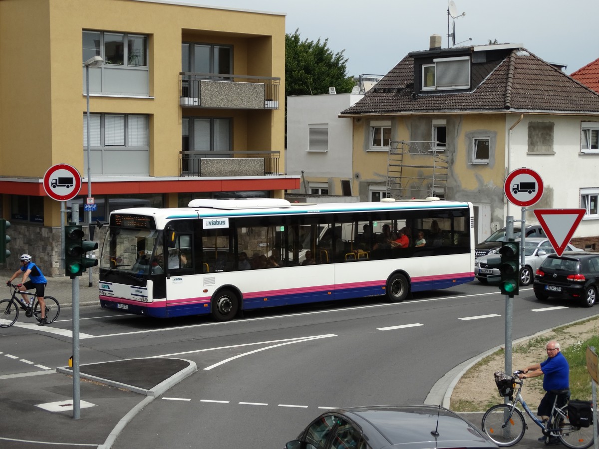 VDL Berkhof Ambassador 200 von VIABus am 20.07.14 in Neu-Isenburg 