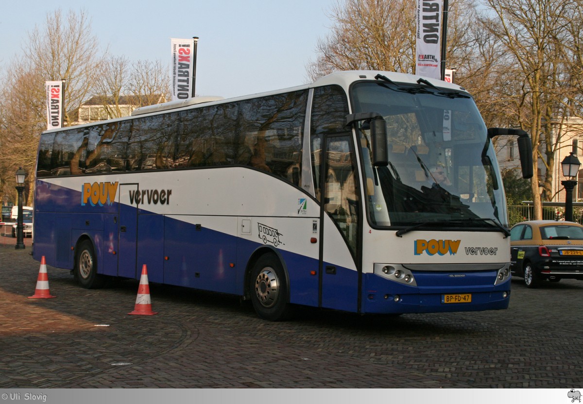 VDL Berkhof Axial des Unternehmens 'Pouw Vervoer' aufgenommen am 12. März 2016 in Utrecht.