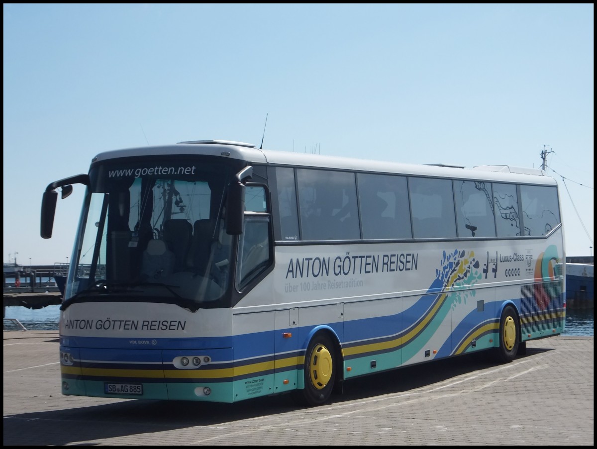 VDL Bova Futura von Anton Gtten Reisen aus Deutschland im Stadthafen Sassnitz am 28.04.2013