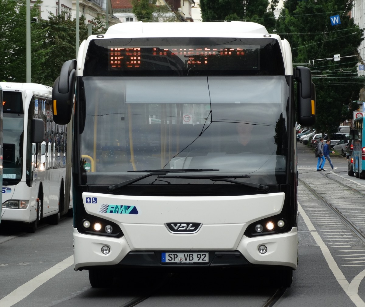 VDL Citea am 24.05.14 in Frankfurt am Main Süd Bhf auf der Linie OF50
