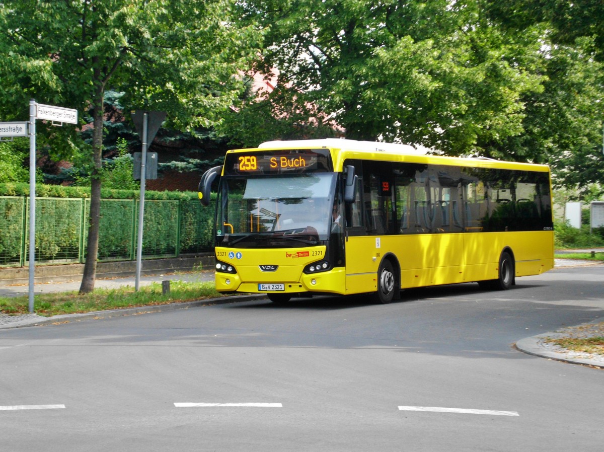 VDL Citea auf der Linie 259 nach S-Bahnhof Berlin-Buch an der Haltestelle Berlin Weißensee Giersstraße.(27.7.2014) 
