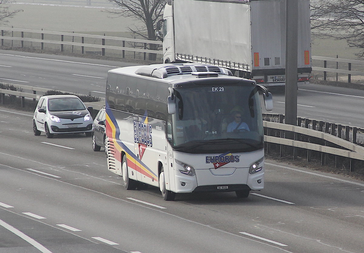 VDL Futura EK29 Eurobus, près de Berne février 2017

Plus de photos sur : https://www.facebook.com/AutocarsenSuisse/