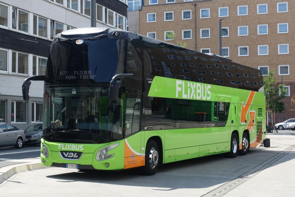 VDL Futura FDD2  Flixbus - Cialone , Frankfurt Juli 2020