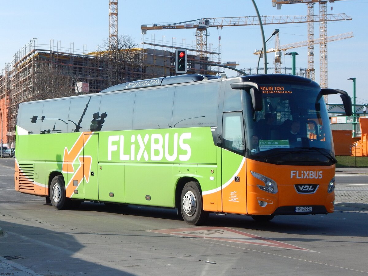 VDL Futura von Flixbus/GMF sp. z o.o. aus Polen in Berlin am 30.03.2019