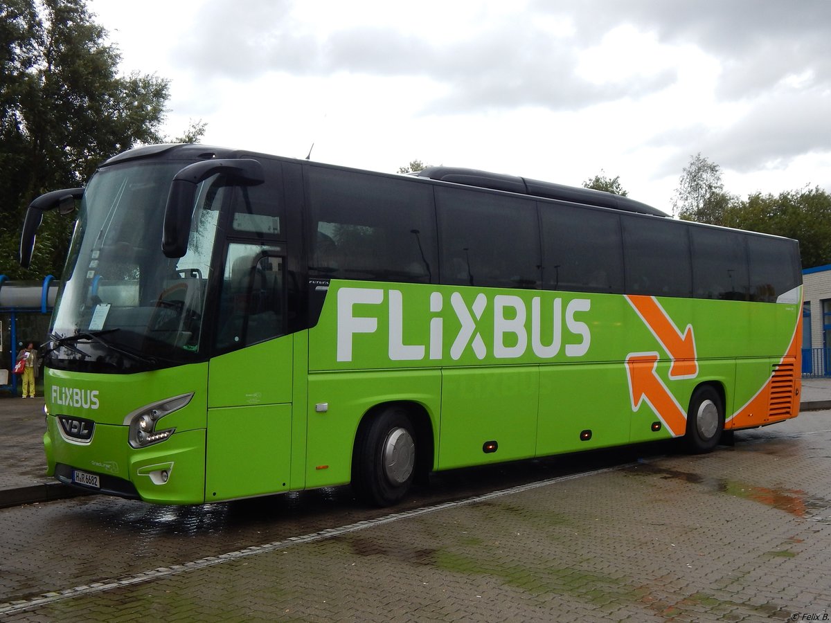 VDL Futura von Flixbus/Gradliner aus Deutschland in Rostock am 07.09.2017