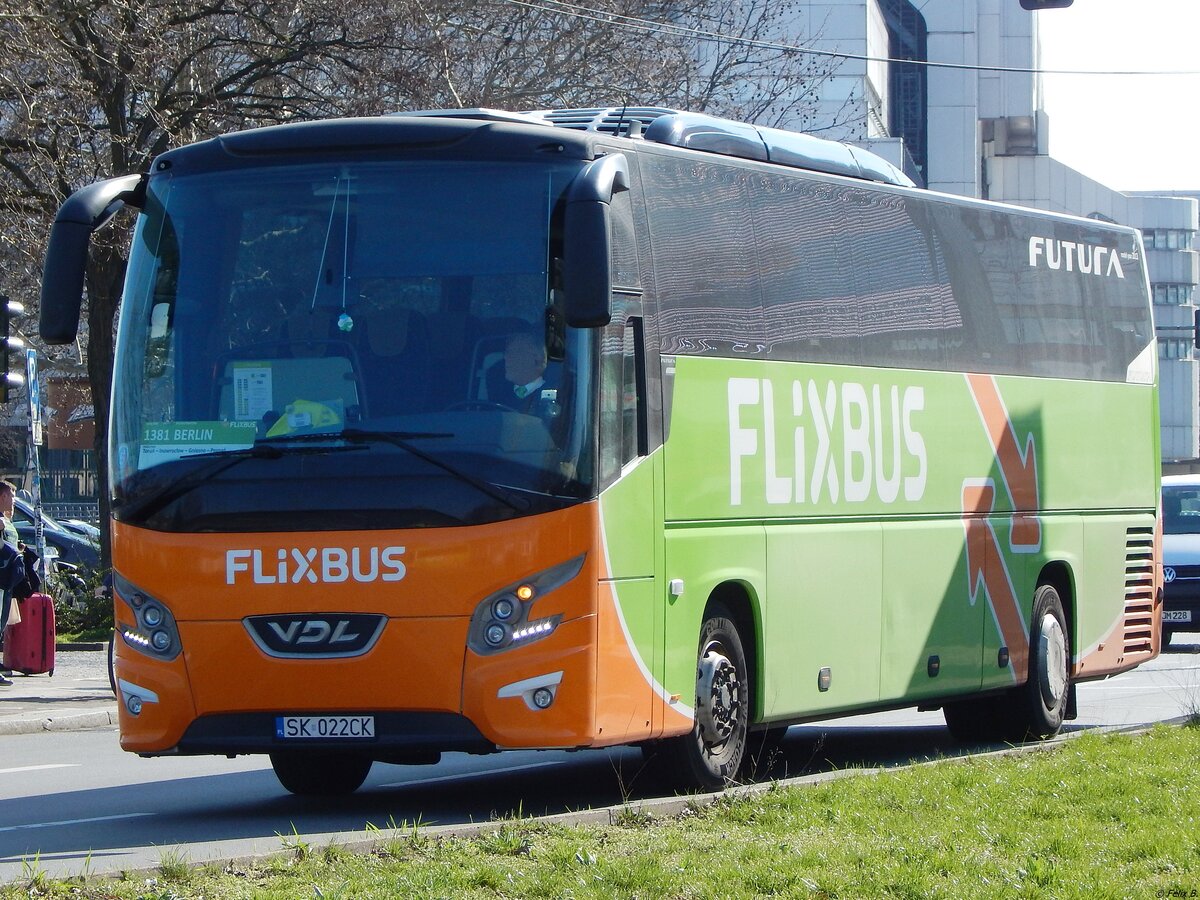 VDL Futura von Flixbus/Wynajem Autokarów E-Bus aus Polen in Berlin am 30.03.2019