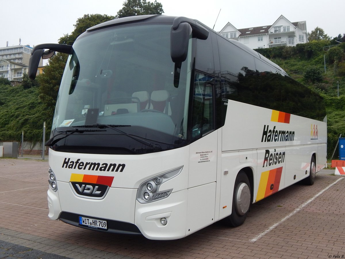 VDL Futura von Hafermann Reisen aus Deutschland im Stadthafen Sassnitz am 24.09.2017