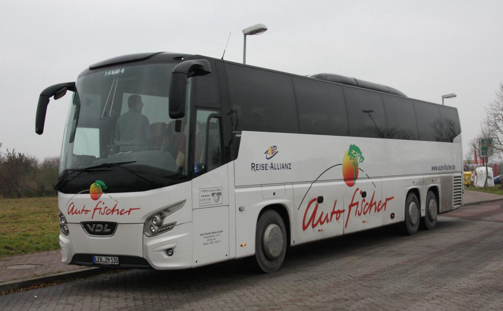 VDL Futura Reisebus der Firma Auto Fischer am 5.12.2014 auf Rastplatz Börde.
