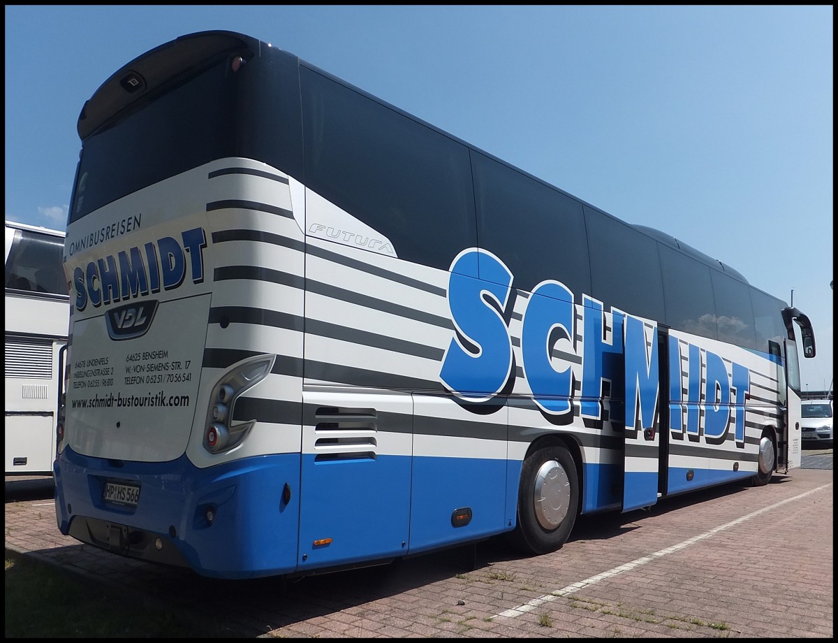 VDL Futura von Schmidt aus Deutschland im Stadthafen Sassnitz am 08.06.2013