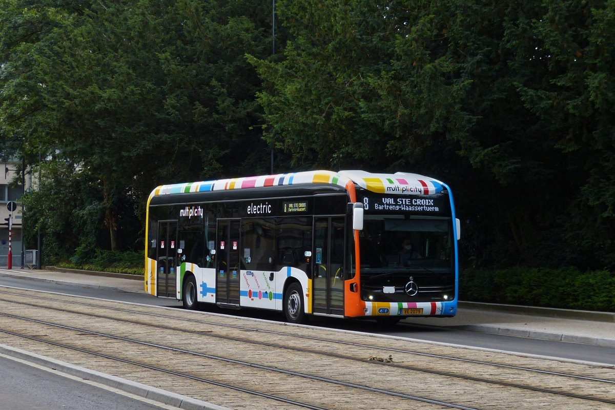 VE 2079, Mercedes eCitaro des VDL, unterwegs in den Straßen der Stadt Luxemburg. 07.2021