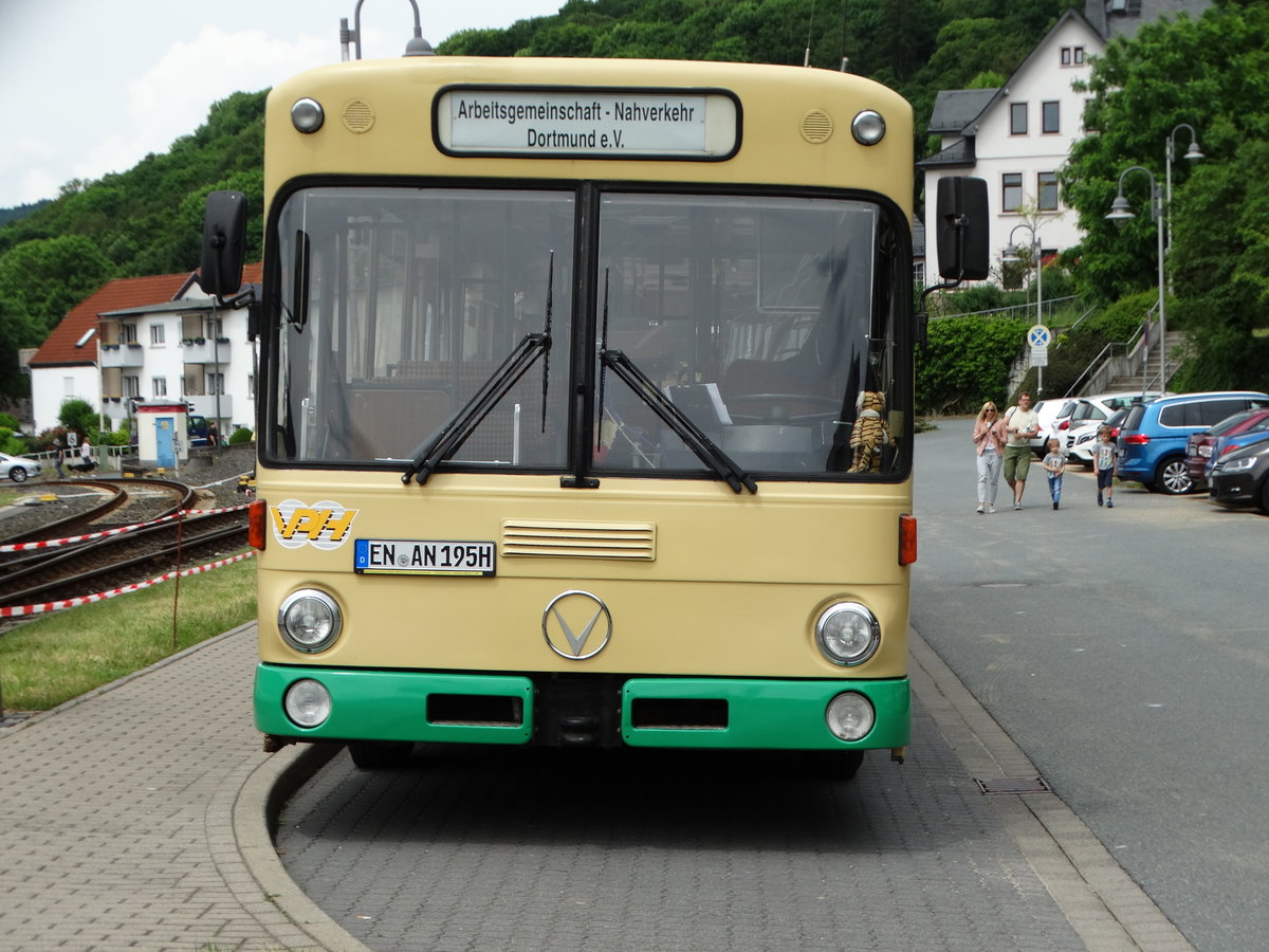 Vetter 16SM der Arbeitsgemeinschaft Nahverkehr Dortmund am 05.06.17 in Königstein Bhf 