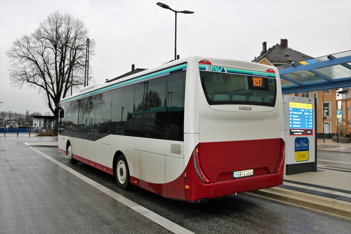 VGO IVECO Crossway auf der neuen RMV Schnellbuslinie X97 am 06.01.18 in Bad Vilbel Bhf