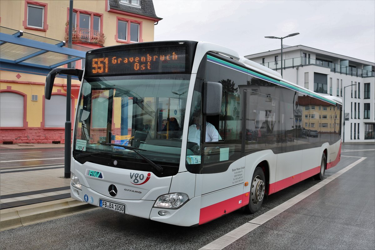 VGO/Balser Reisen Mercedes Benz Citaro 2 auf der Linie 551 in Bad Vilbel Bhf. Seit dem Fahrplanwechsel fährt diese Linie nicht mehr Offenbach Hbf an. Dafür kann man die neue Schnellbuslinie X97 benutzten. Die Linie 551 fährt jetzt über Offenbach nach Neu-Isenburg Gravenbruch Ost