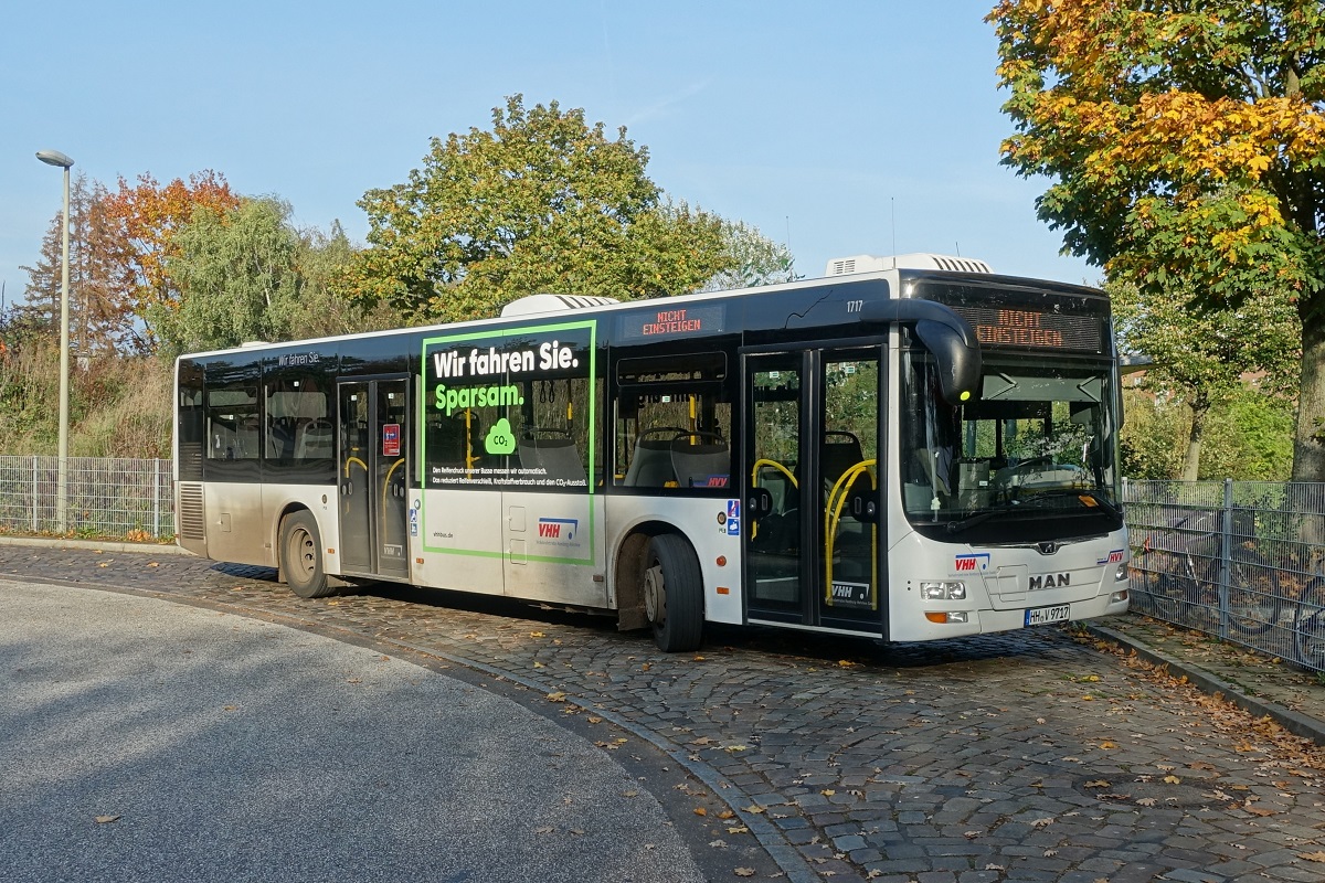 VHH 1717 (HH-V 9717) am 23.10.2019, Endstation U-Steinfurther Allee, MAN NL 283 Lion´s City, A21, 2-türig, EURO 6, EZ 2017 /