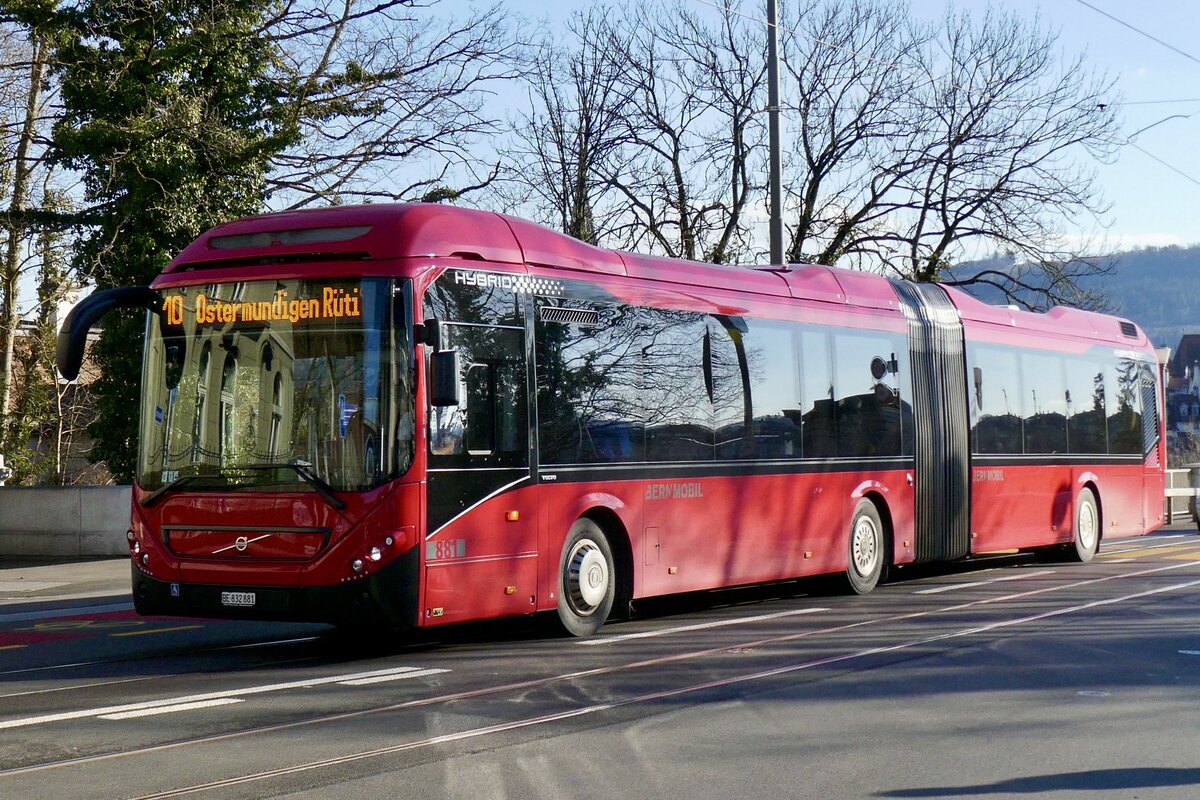 Volvo 7900 Hybrid 881 von BERNMOBIL am 26.2.22 beim Kursaal.