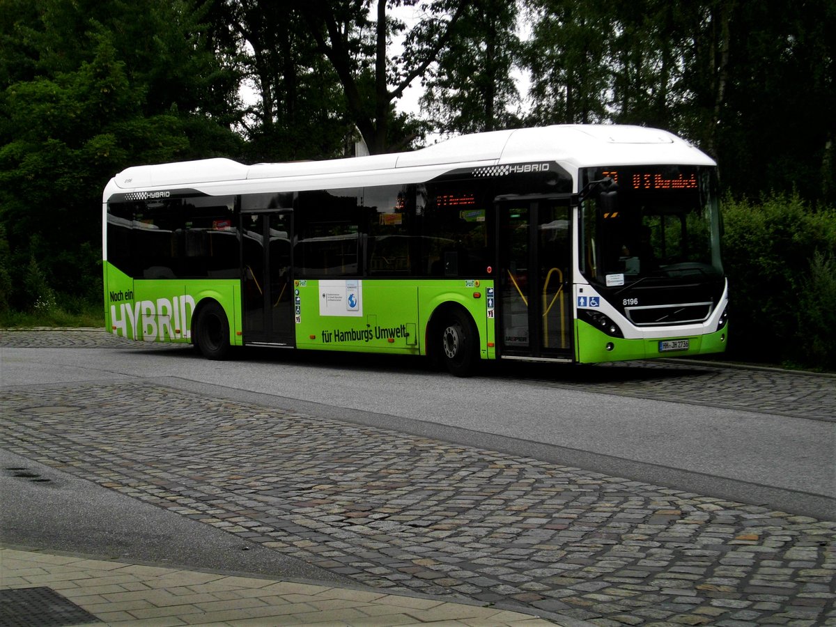 Volvo 7900 Hybrid auf der Linie 23 nach S+U Bahnhof Barmbek am U-Bahnhof Billstedt.(5.07.2017) 
