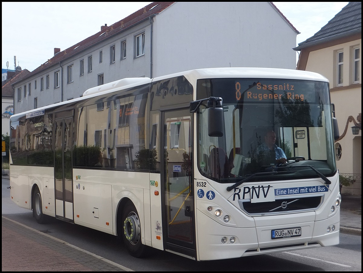 Volvo 8900 der RPNV in Sassnitz am 18.08.2013