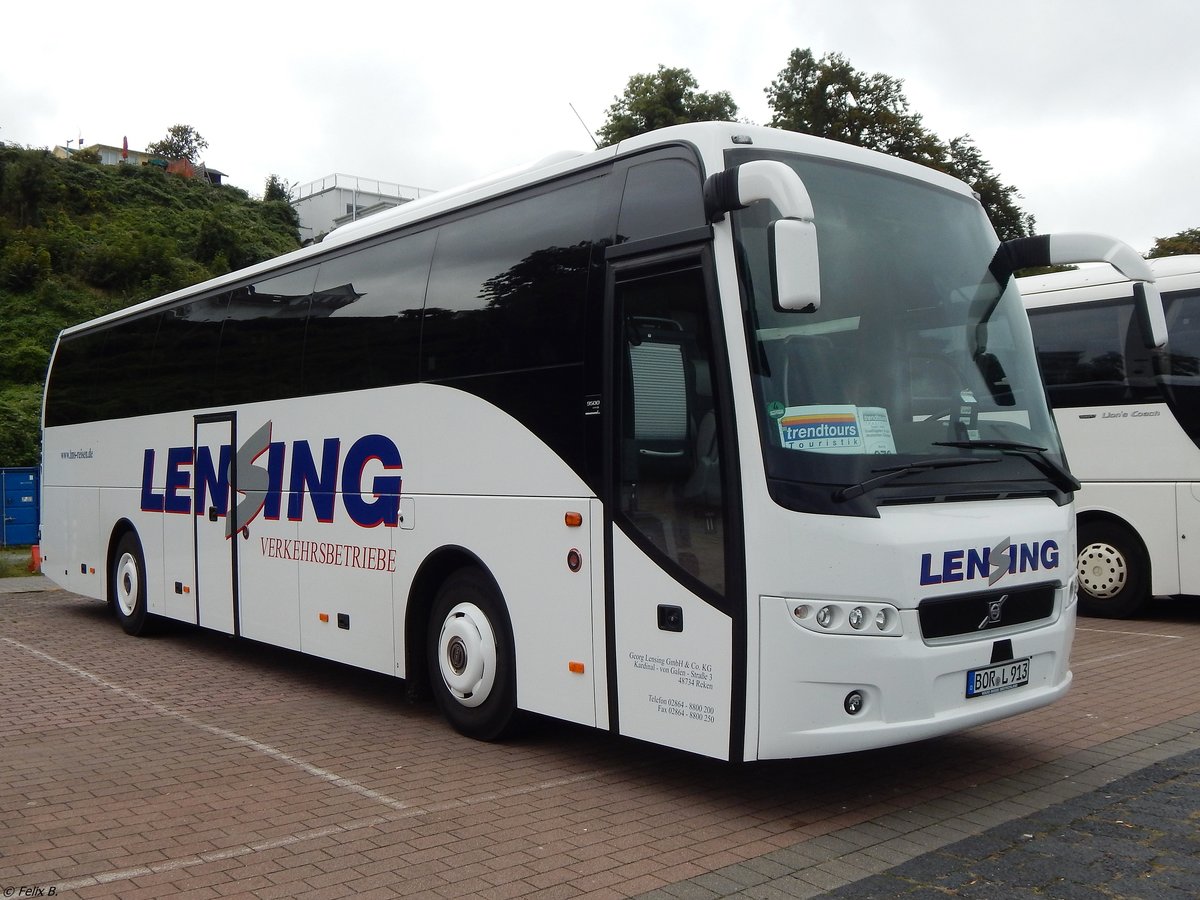 Volvo 9500 von Lensing aus Deutschland im Stadthafen Sassnitz am 23.09.2017