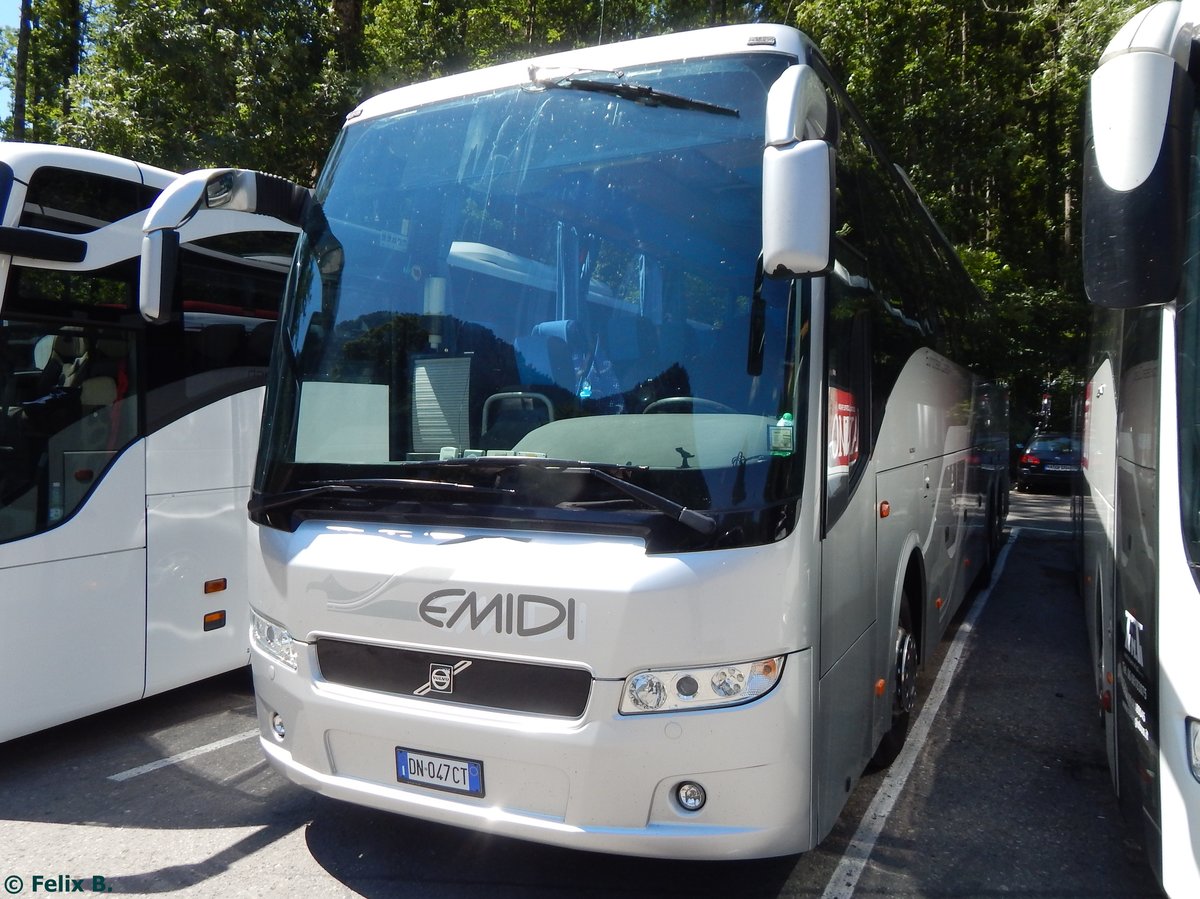 Volvo 9700 von Emidi aus Italien in Hohenschwangau am 11.08.2015