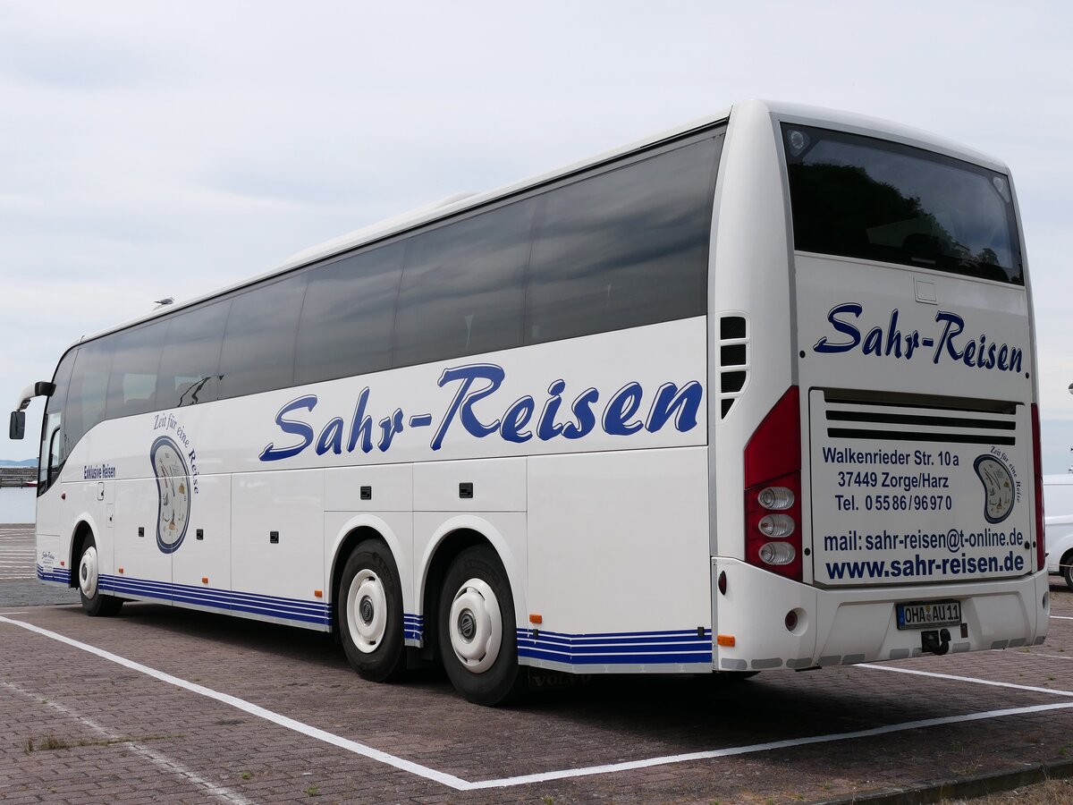 Volvo 9700 von Sahr-Reisen aus Deutschland im Stadthafen Sassnitz am 28.06.2020