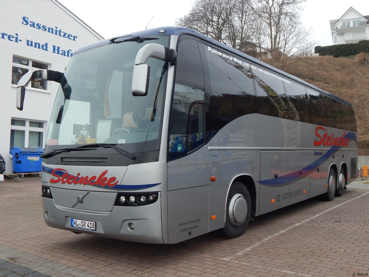 Volvo 9700 von Steincke aus Deutschland im Stadthafen Sassnitz am 14.04.2018