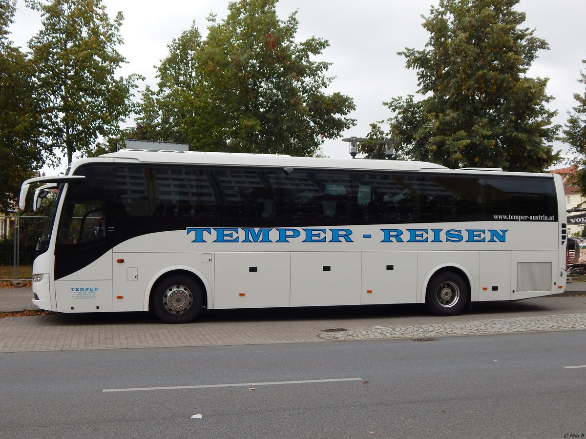 Volvo 9700 von Temper-Reisen aus Österreich in Neubrandenburg am 15.09.2019
