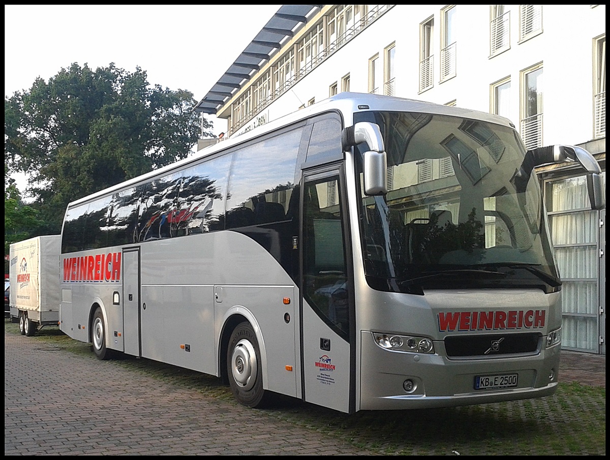 Volvo 9700 von Weinreich aus Deutschland mit Radanhnger in Bergen am 12.08.2013