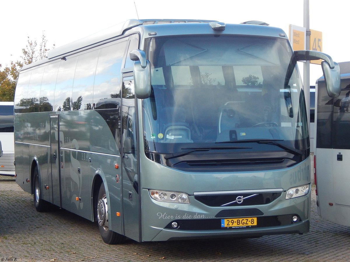 Volvo 9700 von Zoetermeerse Dagtochten Specialist v.o.f. aus den Niederlanden in Hannover am 24.09.2018