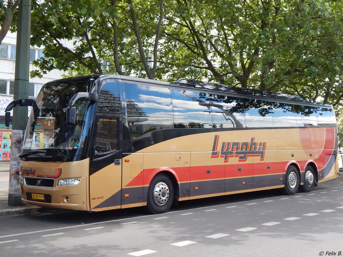 Volvo 9900 von Lyngby Turistfart aus Dänemark in Berlin am 11.06.2016