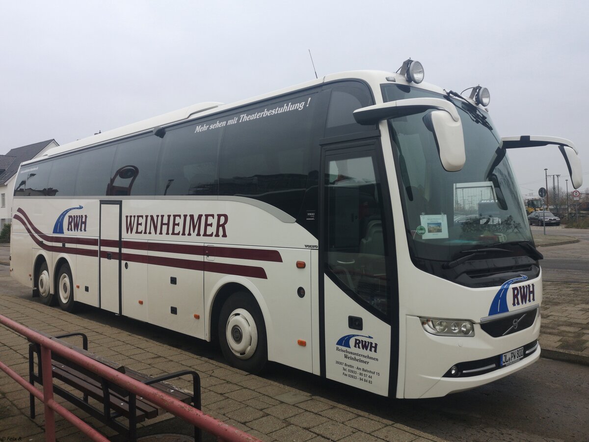 Volvo 9900 von Reisebusunternehmen Weinheimer aus Deutschland in Neubrandenburg am 01.12.2019