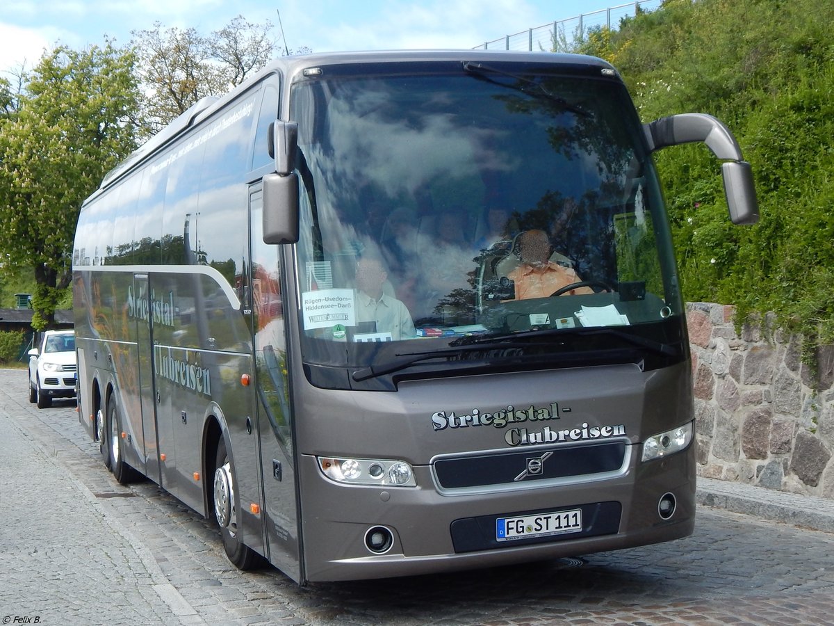 Volvo 9900 von Striegistal Clubreisen aus Deutschland im Stadthafen Sassnitz am 22.05.2015