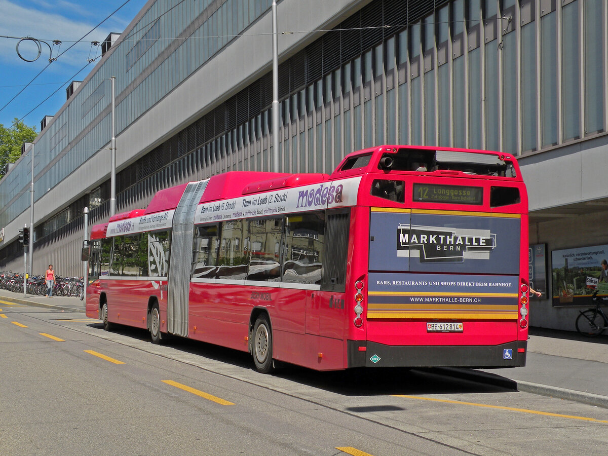 Volvo Bus 814, auf der Linie 12, bedient die Haltestelle Schanzenstrasse. Die Aufnahme stammt vom 26.08.2010.