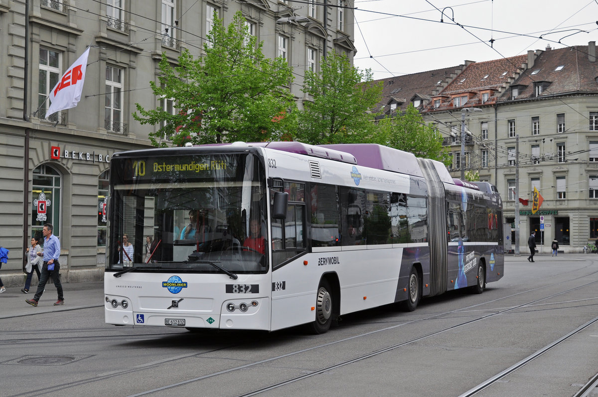 Volvo Bus 832 Moonliner, auf der Linie 10, beim Bubenbergplatz. Die Aufnahme stammt vom 09.05.2016.