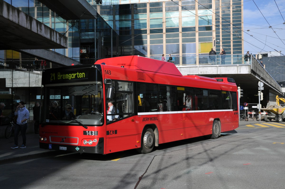 Volvo Bus mit der Betriebsnummer 143 auf der Linie 21 am Bahnhof Bern. Die Aufnahme stammt vom 05.08.2013.