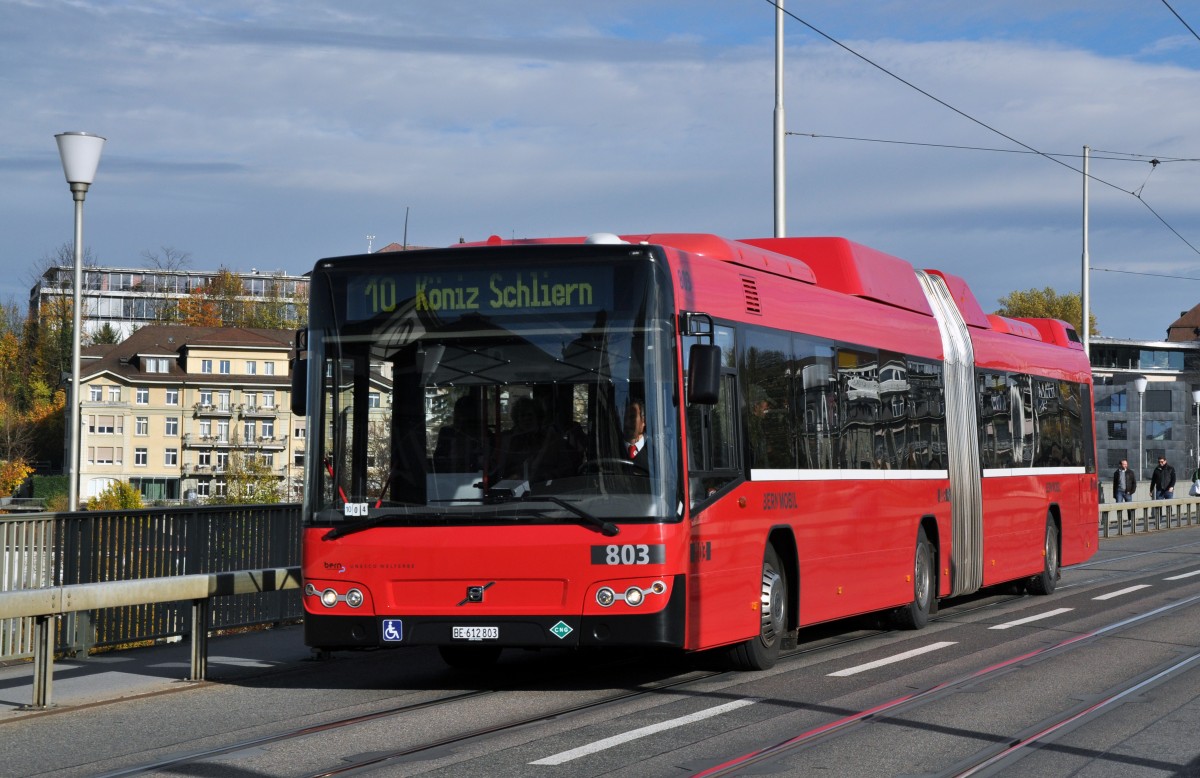 Volvo Bus mit der Betriebsnummer 803 auf der Linie 10 auf der Kornhausbrcke. Die Aufnahme stammt vom 08.11.2013.