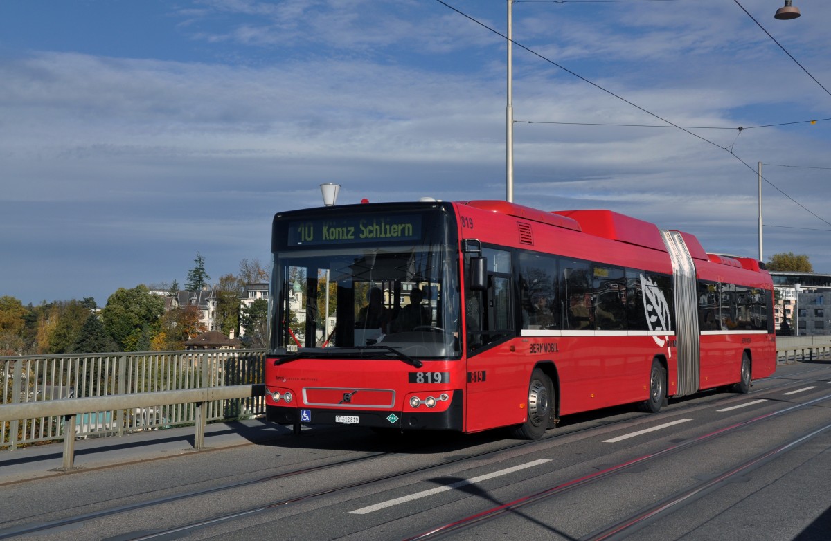 Volvo Bus mit der Betriebsnummer 819 auf der Linie 10 auf der Kornhausbrcke. Die Aufnahme stammt vom 08.11.2013.