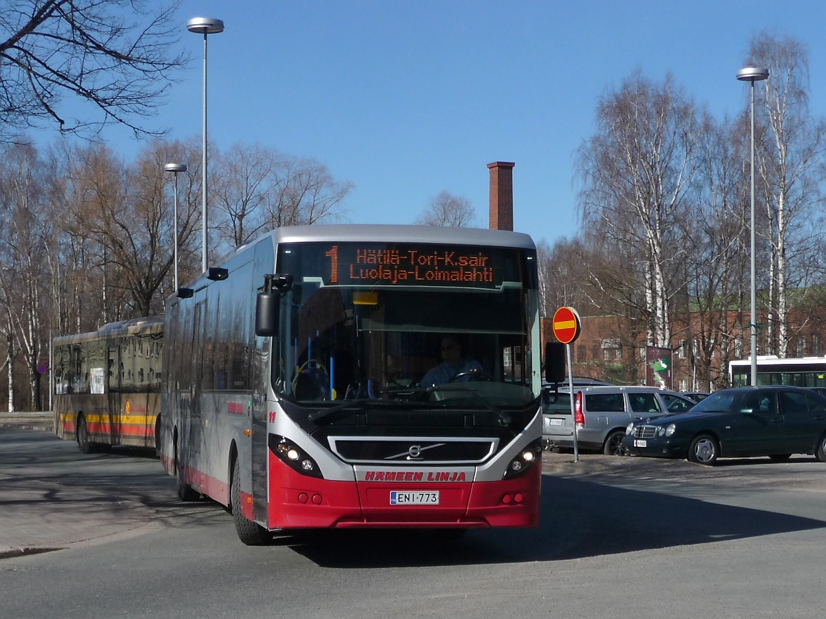 Volvo-Stadtbus in Hämeenlinna am Bahnhof, 3.5.13