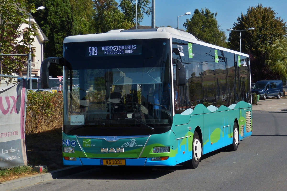 VS 1031, MAN Lion’s City von Voyages Schmit, gesehen nahe dem Bahnhof von Ettelbrück. 11.09.2018 