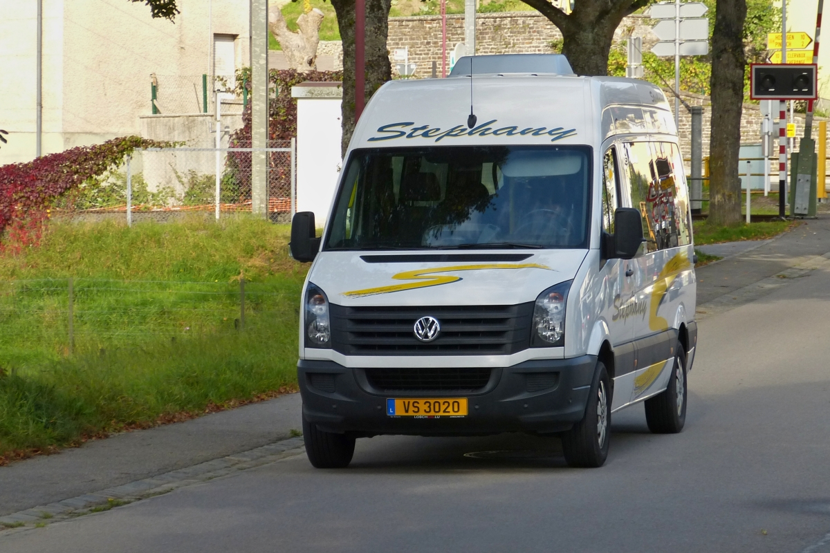 VS 3020, VW Crafter von Autobus Stephany, gesehen in Wiwerwiltz. 26.09.2017